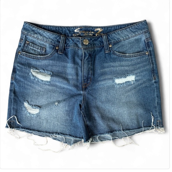 Seven7 Pants - NWOT Seven7 denim jean Shorts Distressed sz 12